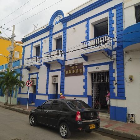 Hotel Andalucia Inn Santa Marta  Ngoại thất bức ảnh
