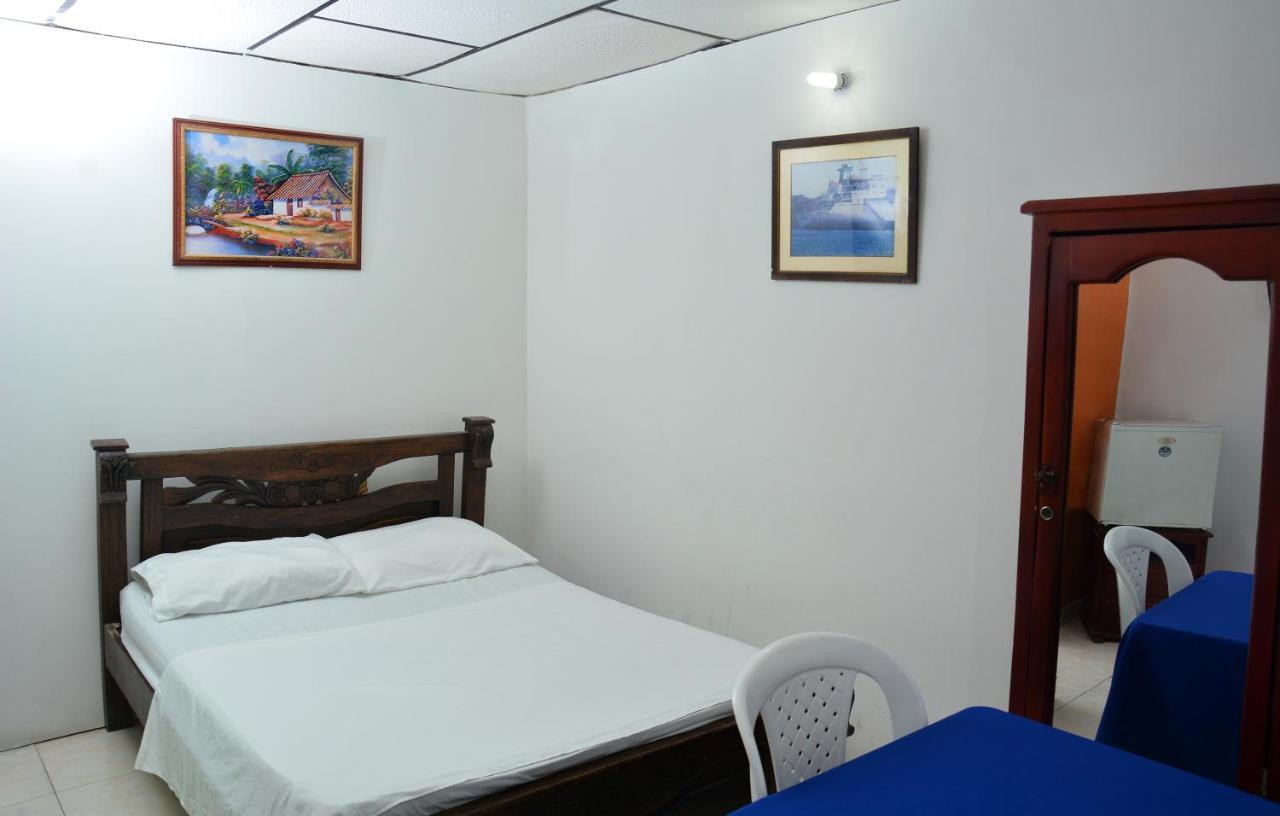 Hotel Andalucia Inn Santa Marta  Ngoại thất bức ảnh