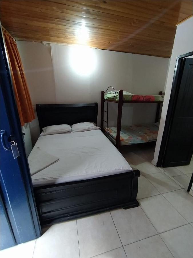 Hotel Andalucia Inn Santa Marta  Ngoại thất bức ảnh