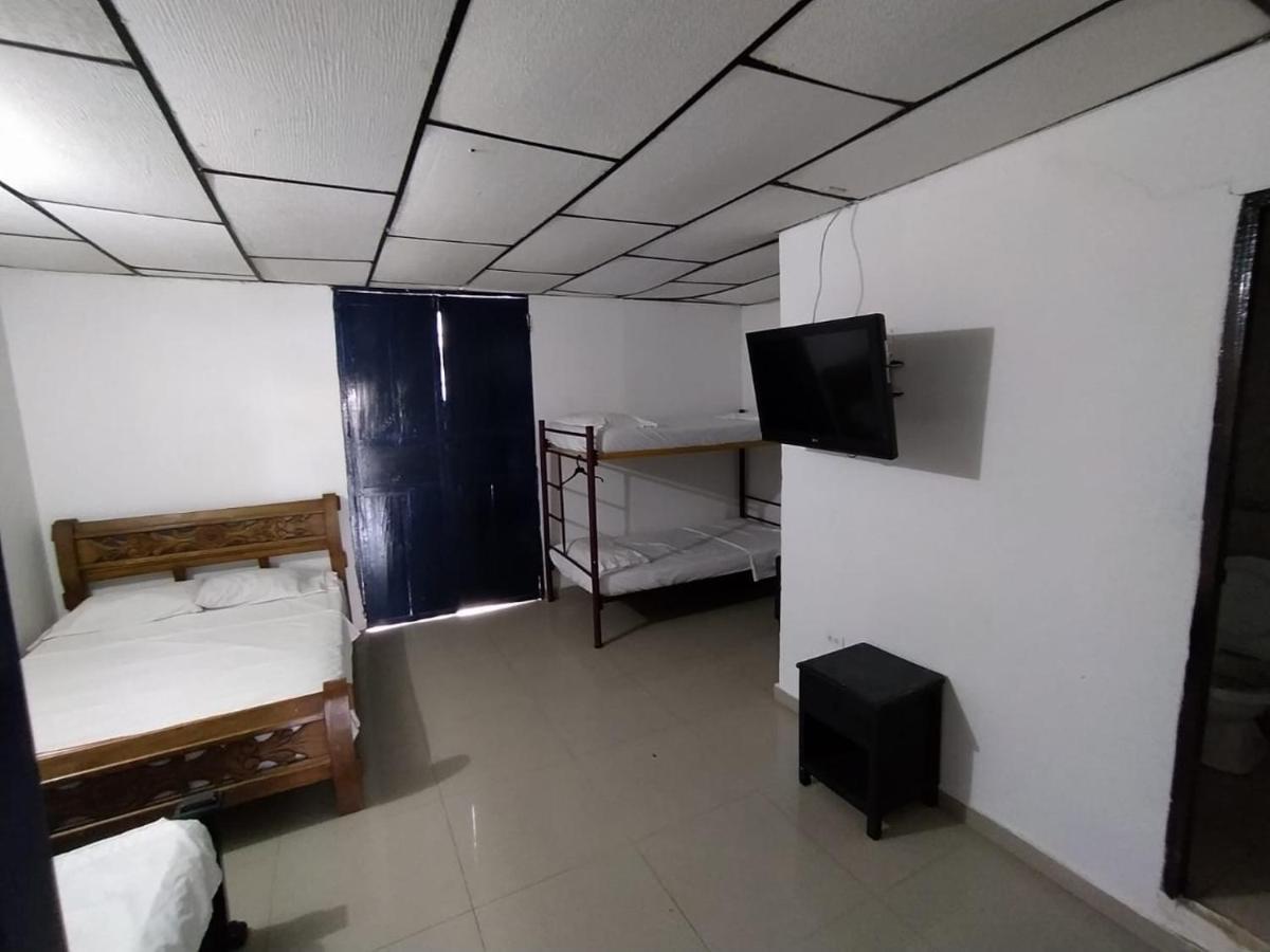 Hotel Andalucia Inn Santa Marta  Ngoại thất bức ảnh